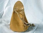 Lederbeutel vierteiler, natur, 13cm. CH Produktion.