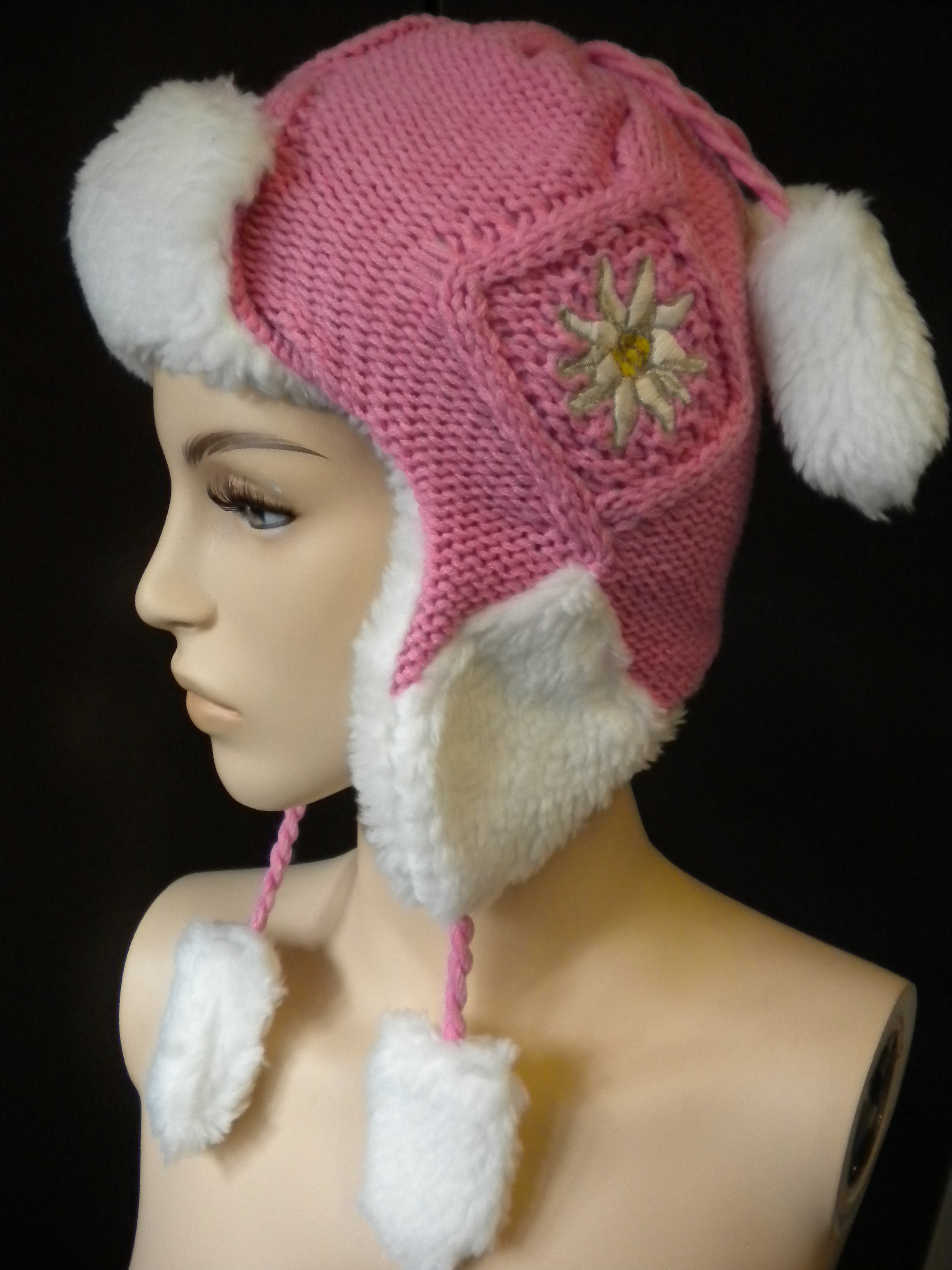 Kappe / Mütze pink mit Edelweiss. Fleece gefüttert.