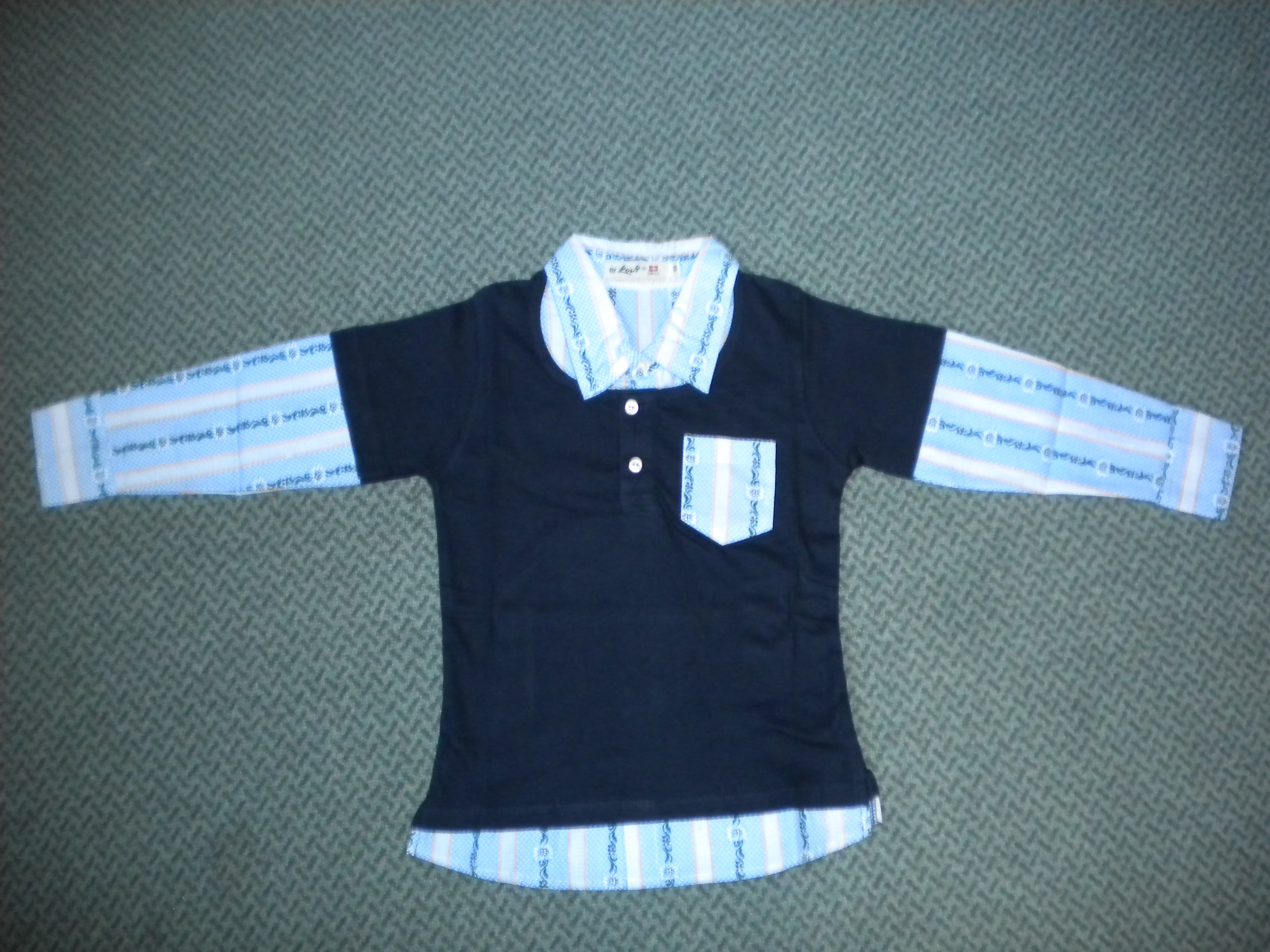 Polo Shirt dunkelblau mit Edelweiss Kragen, Langarm