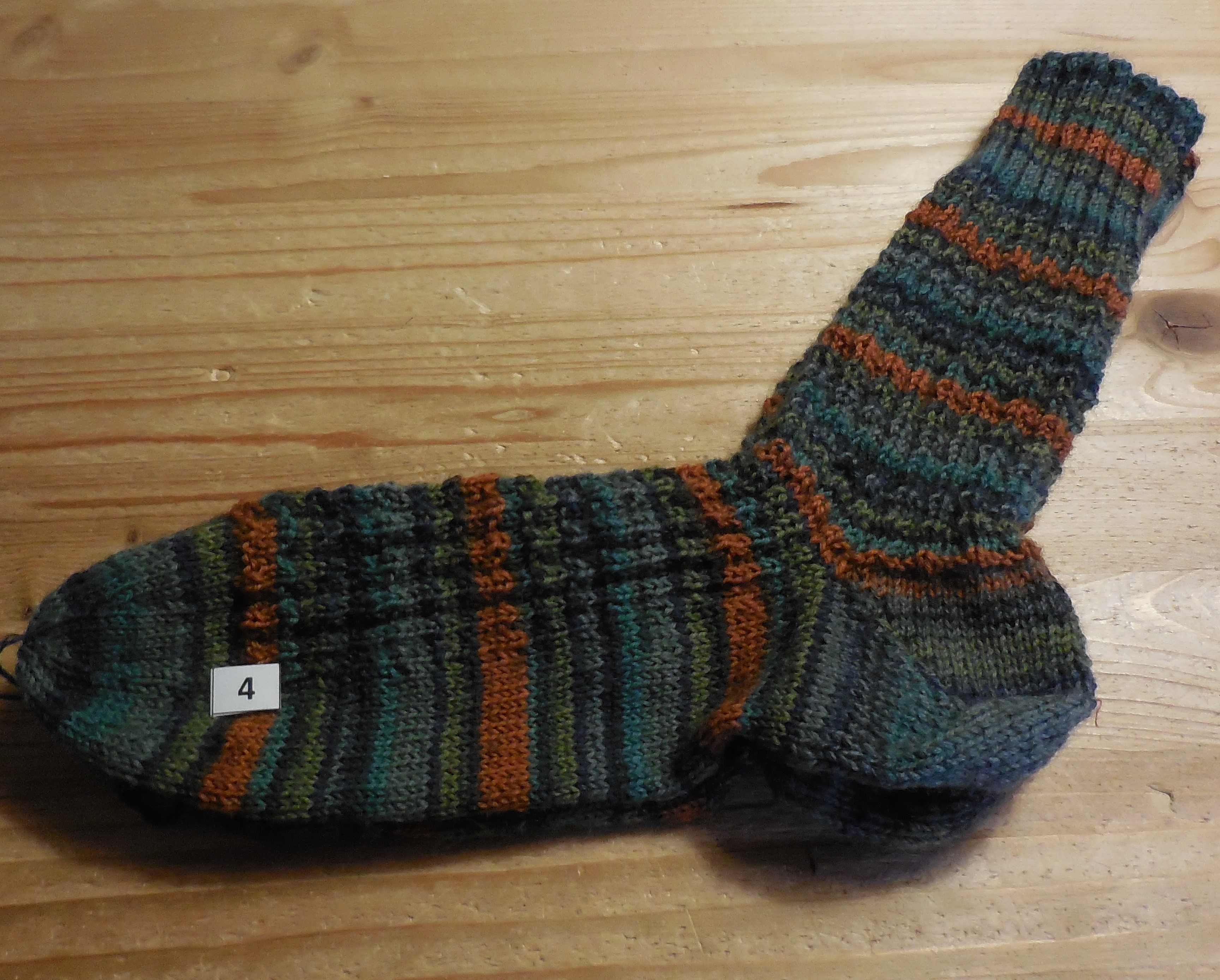 Socken handgestrickt in der Schweiz, Gr. 40-43